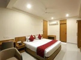 The Hoften Sterling Plaza Near Kempegowda International Airport