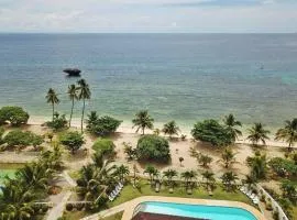 Gold View Beachfront Resort