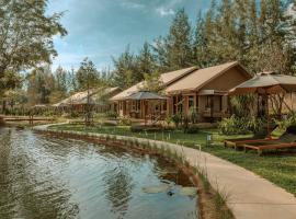 Twinpalms Tented Camp Phuket, hotel in Bang Tao Beach