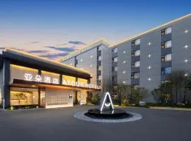 Atour Hotel Central China Normal University Wuhan Street Entrance