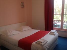 Hotel Couleurs Sud Centre-ville Gare Charleville-Mézières, hotel en Charleville-Mézières