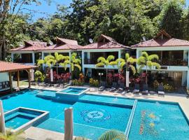 Bungalows Beachfront Hotel, hotel en Punta Uva