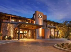 Sheraton Redding Hotel at the Sundial Bridge