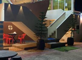 The Kapal Seaview Resort, hotel in Dungun