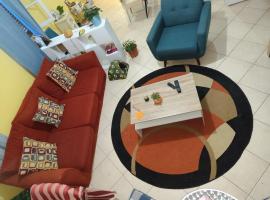 Mendes Family Homestay - B&B In The Heart Of Praia, hotel di Praia