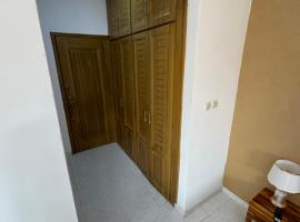 Chambre La Villa Kalanga, хотел в Абиджан