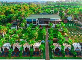 Sunthalia Hotels & Resorts Ultra All Inclusive Adults Only Party Hotel, hotel en Side