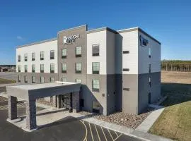 Riverstone Suites by Cobblestone Hotels - Chippewa Falls