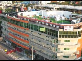 Nobila Airport Hotel, hotel v destinaci Cotonou