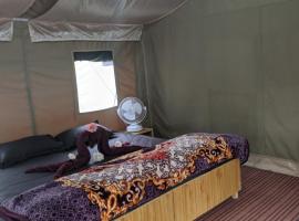 Soma Caves Tents, hotell sihtkohas Jagatsukh