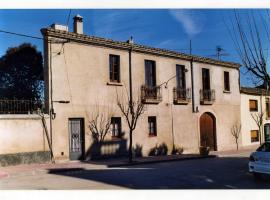 Hotel Photo: Casa Cal Manou