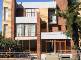 Halle Hotel - Lalibela, hotel en Lalibela