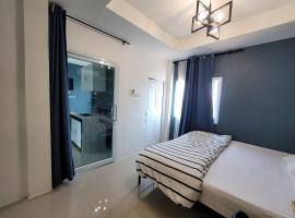 เดอะไวด์ มอเกษตรสกลนคร, Hotel in Ban Chiang Khrua