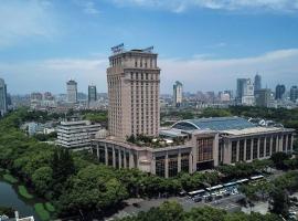 Wyndham Grand Plaza Royale Ningbo, hotel v destinaci Ning-po