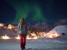 Snow Resort Kirkenes, hotel din Kirkenes