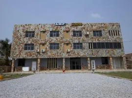 AMP Lodge