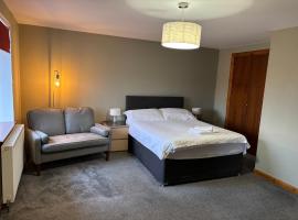 The Barn Lodge, hotel in Stirling