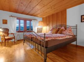 Sérénité Spiez, Lakeview, Chalet, hotel v destinaci Einigen