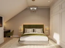 The Clements Hotel