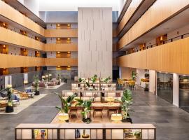 INNSiDE by Meliá Barcelona Aeropuerto, hotel in El Prat de Llobregat