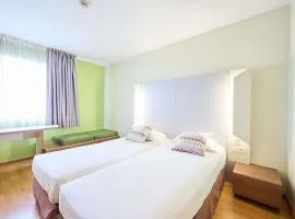 Travelodge BCN Cornella Fira