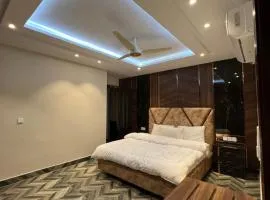 Courteous Hotel
