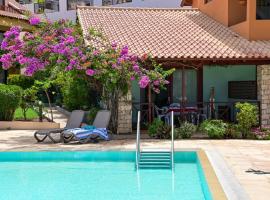 Porto Antigo II Poolside Appartment, hotel v destinaci Santa Maria