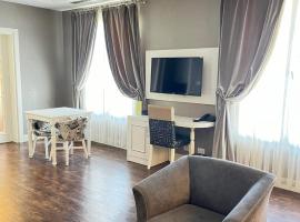 Royal Gardens Hotels，位于的黎波里的酒店