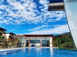 Pousada Rancho dos Ipês、アウト・パライーゾ・デ・ゴイアスのホテル