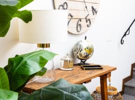 Villa Borghino, hotel in Sondrio