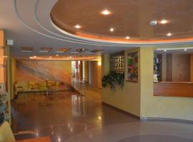 Obiekt Tatar - Usługi Hotelarskie, Hotel in Rawa Mazowiecka