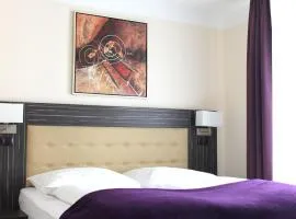 Hotel Famosa