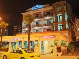 Grand Hotel