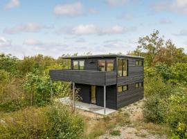 Stunning Home In Grenaa With Sauna, hotell sihtkohas Grenå