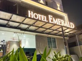 Hotel Emerald