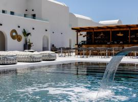 Santo Mangata Boutique Hotel and Spa, hotel in Perissa