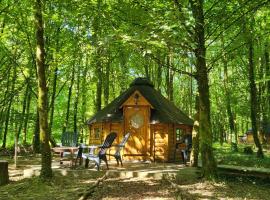 Le Domaine Insolite de Brocéliande, hotel in Paimpont