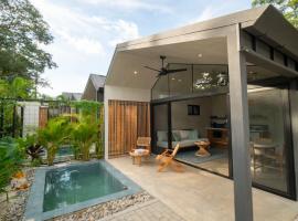 Selvatico Tamarindo Villas, hotel in Tamarindo