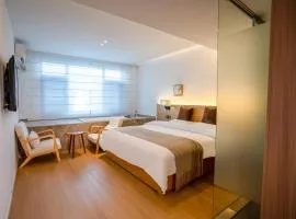 Junlan Hotel 张家界郡澜民宿