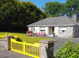 Sunny South East Holiday Home, hotell sihtkohas Clashmore