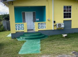 Sasha’s Holiday Home Oistins Barbados, hotel v destinaci Christ Church