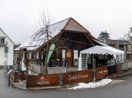 Sahlihuus Unterkunft, hotel v destinaci Köniz