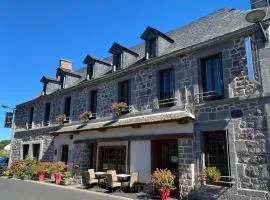Hôtel Restaurant du Plomb du Cantal