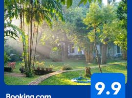 Mango House Japanese Guest House, hotel v Negombu