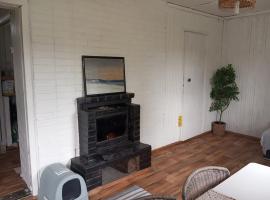 Cozy cottage 30 min from Tallinn, отель в городе Лайтсе