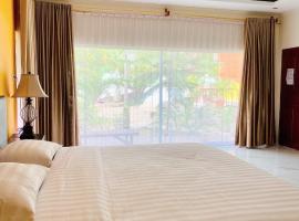 Sunmoon Beach Resort Likupang Timur, Hotel in Pulau Mogogimbun