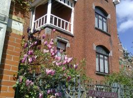 A picture of the hotel: La Maison Brodée