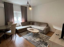 Apartmani sara, hôtel à Plav