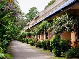 Chalet De Palm Resort ปาล์มชาเล่ต์ รีสอร์ท