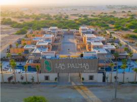 Las palmas resort, hotel in Sowayma